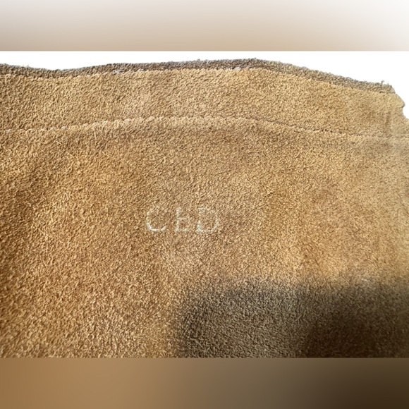 Mark & Graham Italian suede tote/crossbody - Picture 16 of 16